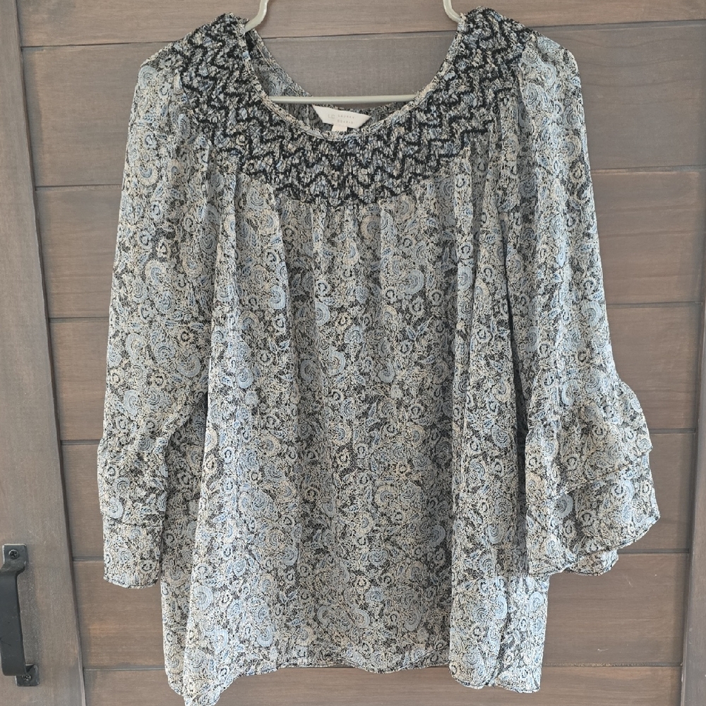 LC Lauren Conrad Black and White Floral Blouse